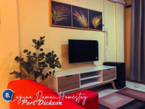 Laguna Damai Homestay Teluk Kemang PD 2BR- Pool Front